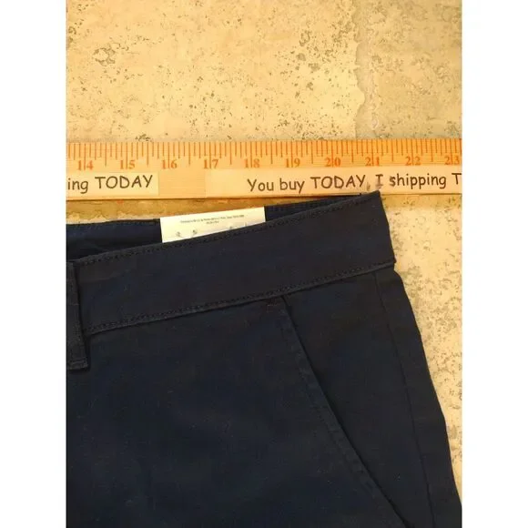 NEW St Johns Bay Cargo Shorts Mens 42 Blue Soft Wash Legacy 10" Inseam - Picture 4 of 9